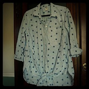 NWOT Gap Maternity Blouse